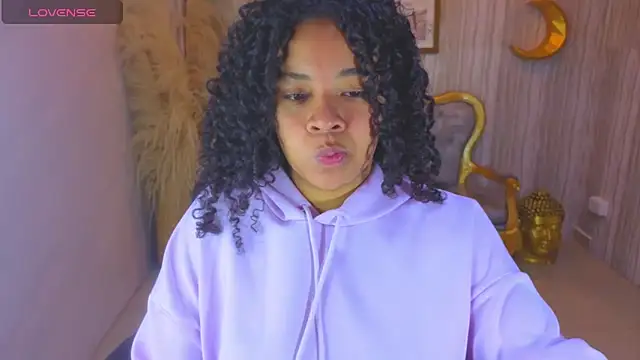 Snapshot of risada_temptation_s chatting on October 2025 03:19:01 AM risada temptation s online show from October 2025 03:19:01 AM