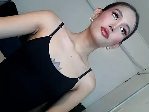 Snapshot of Beautiful_Mistakexxx chatting on November 2025 03:39:01 AM Beautiful Mistakexxx online show from November 2025 03:39:01 AM