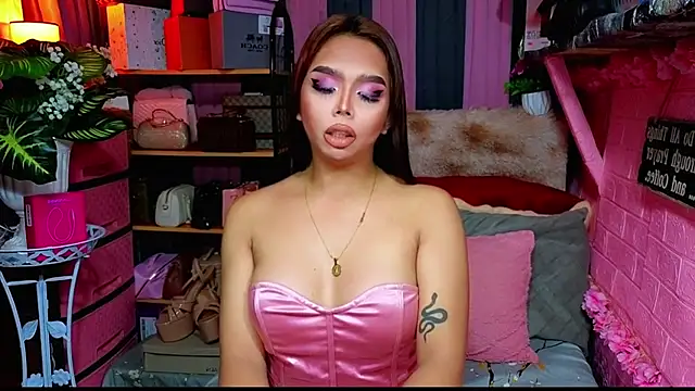 Snapshot of MoniqueCeleste chatting on November 2025 02:59:02 PM MoniqueCeleste online show from November 2025 02:59:02 PM