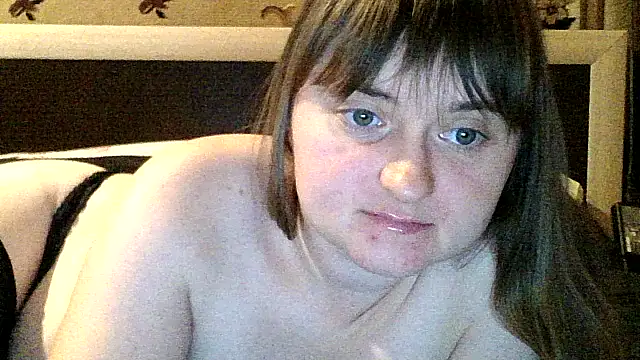 Snapshot of LuckyLust11 chatting on September 2025 03:50:01 PM LuckyLust11 online show from September 2025 03:50:01 PM