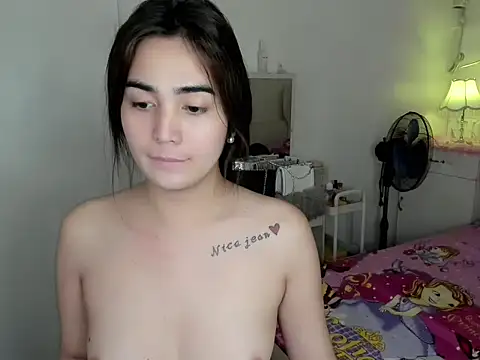 Snapshot of Alovelydoll_nica chatting on April 2026 01:25:02 PM Alovelydoll nica online show from April 2026 01:25:02 PM