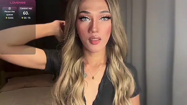 Lust-sluttymira online show from October 2025 10:15:01 AM