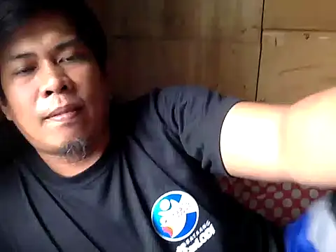 Snapshot of SteveFoxxe chatting on October 2025 12:58:01 AM SteveFoxxe online show from October 2025 12:58:01 AM