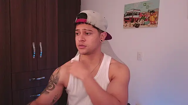 domsantiago  online show from September 2025 04:12:02 AM