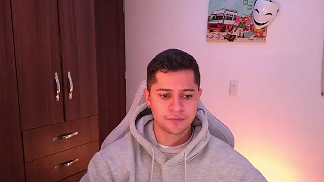 domsantiago  online show from October 2025 01:55:02 AM