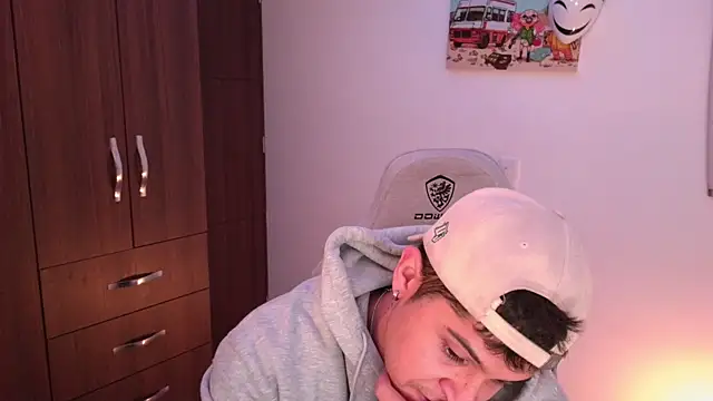 domsantiago  online show from November 2025 01:15:01 AM