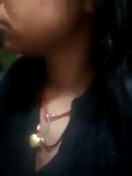 Snapshot of Hot_anjo chatting on October 2025 02:35:01 PM Hot anjo online show from October 2025 02:35:01 PM