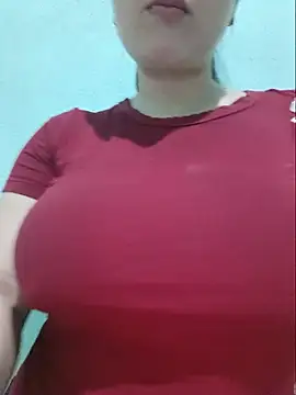 Snapshot of Shiny_Babe chatting on May 2026 01:21:02 PM Shiny Babe online show from May 2026 01:21:02 PM