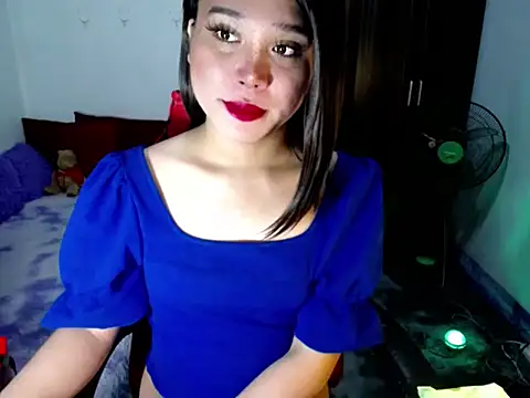 Snapshot of Urassiansweetcummer chatting on July 2026 01:54:01 AM Urassiansweetcummer online show from July 2026 01:54:01 AM