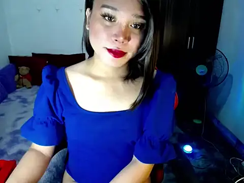 Snapshot of Urassiansweetcummer chatting on July 2026 02:26:02 AM Urassiansweetcummer online show from July 2026 02:26:02 AM