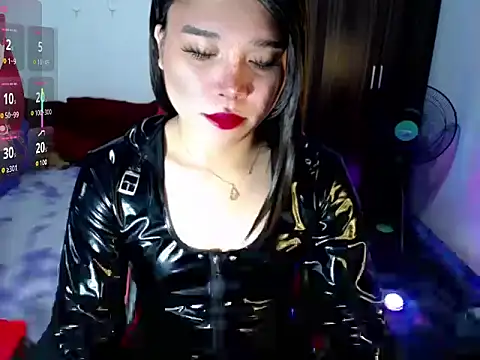 Snapshot of Urassiansweetcummer chatting on July 2026 02:07:02 AM Urassiansweetcummer online show from July 2026 02:07:02 AM