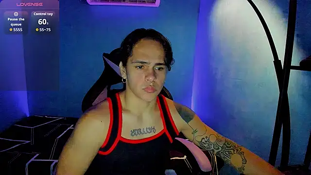 Snapshot of Maximiliano_scoott__ chatting on September 2025 05:40:01 PM Maximiliano scoott online show from September 2025 05:40:01 PM