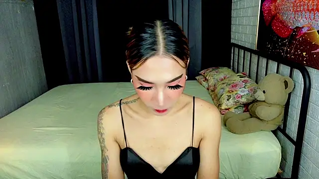 TRANSGODDESSA online show from October 2025 08:06:02 PM