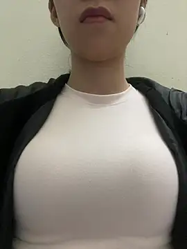 meomeo2k6 online show from February 2026 03:08:01 PM