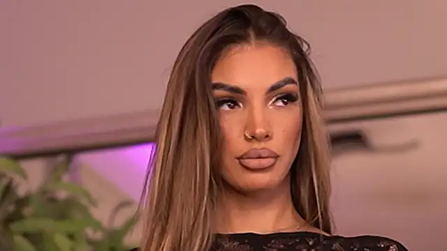 KendalJolly online show from September 2025 05:27:01 PM