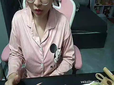 Ori-Yannie online show from December 2025 07:26:01 AM