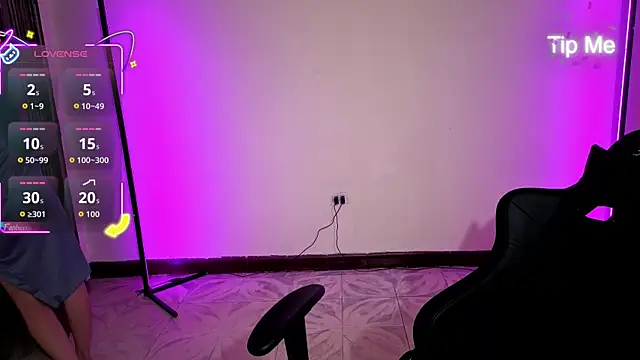 MiaLozanox online show from October 2025 09:18:02 AM