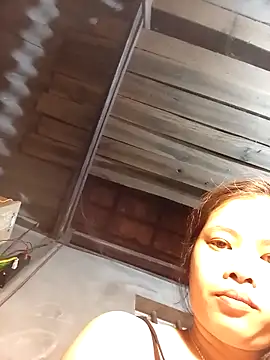 Snapshot of Venessa chatting on October 2025 09:03:02 PM Venessa online show from October 2025 09:03:02 PM