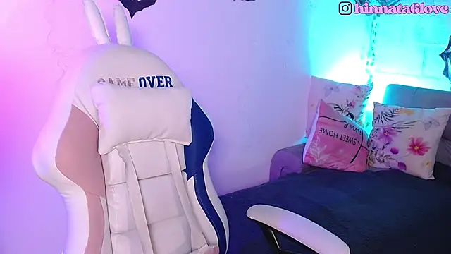 hinnata lovely online show from October 2025 12:05:02 PM