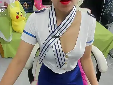 Snapshot of LuckyBabe_new01 chatting on September 2025 02:51:01 PM LuckyBabe new01 online show from September 2025 02:51:01 PM