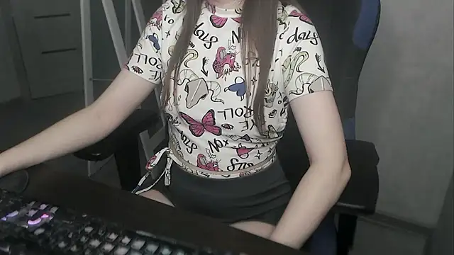 cute elfy  online show from March 2026 01:26:02 PM