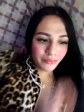 enoria1992 online show from December 2025 07:42:02 PM