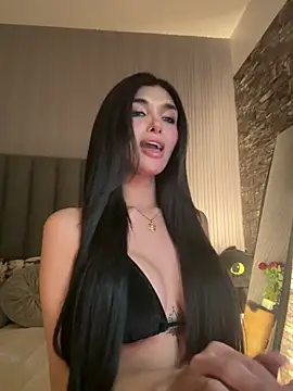 EmeraldGreyson online show from April 2026 11:38:01 AM