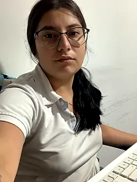 Snapshot of Velma_star chatting on September 2025 11:33:01 AM Velma star online show from September 2025 11:33:01 AM