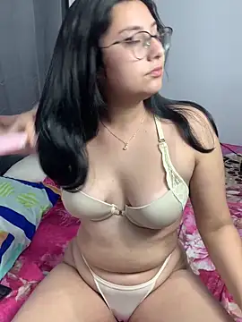 Velma star online show from November 2025 10:59:01 AM