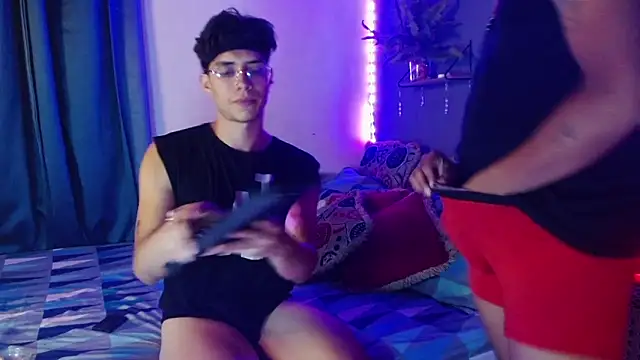 Dylann west online show from September 2025 03:54:01 AM