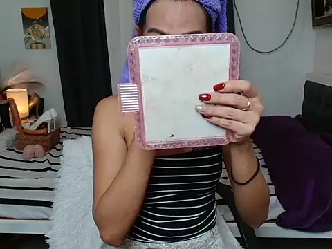 AmayaWang online show from September 2025 07:01:02 AM