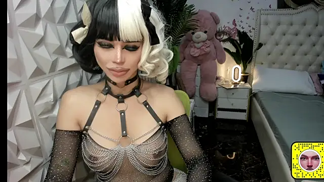 janecomander online show from November 2025 06:01:01 AM