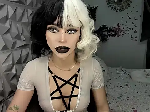 janecomander online show from March 2026 12:16:01 PM