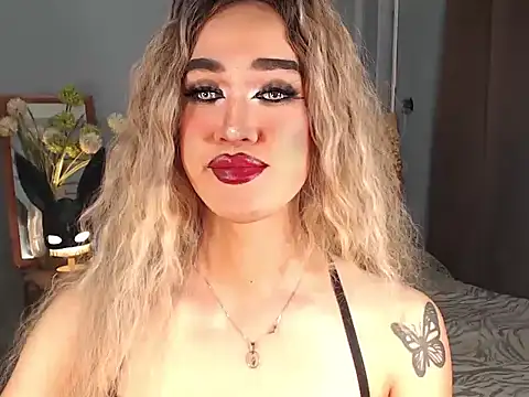 AleinaCroft online show from October 2025 01:23:01 AM