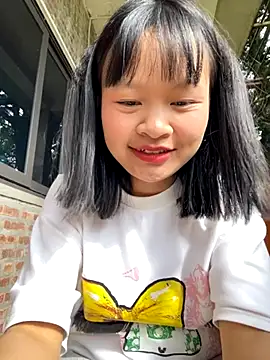 Snapshot of Daisy018 chatting on October 2025 01:53:02 AM Daisy018 online show from October 2025 01:53:02 AM