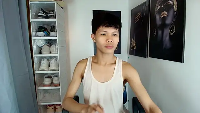 crazyasiantwink online show from November 2025 05:23:02 PM