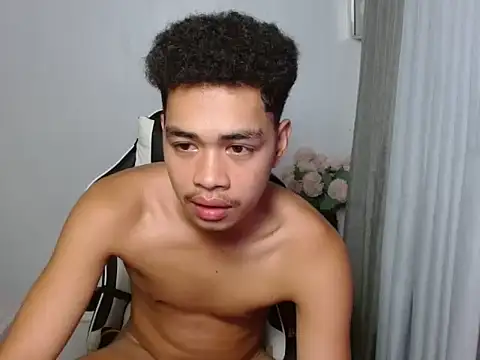 Snapshot of curlyasian_njxx chatting on June 2026 03:34:02 PM curlyasian njxx online show from June 2026 03:34:02 PM