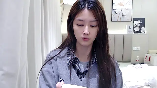 Mimi-cnbaby online show from October 2025 01:36:03 PM