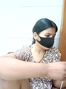 Snapshot of Hot_Jaanvi_ chatting on September 2025 05:18:02 AM Hot Jaanvi online show from September 2025 05:18:02 AM