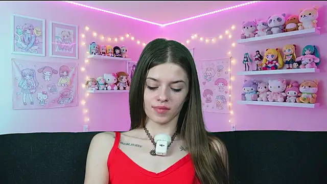 sukie spooky online show from April 2026 05:06:01 AM