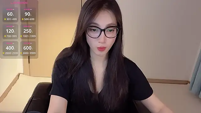 Seraphina-se online show from October 2025 05:46:02 PM