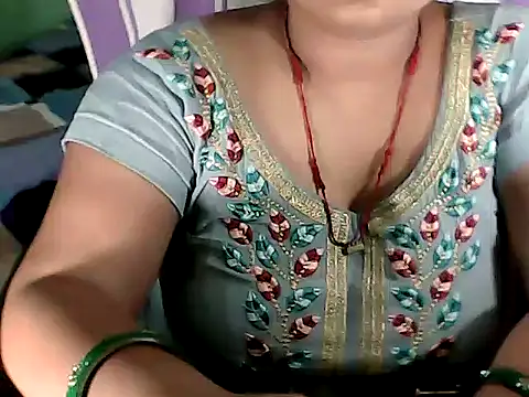 Snapshot of NISHA_JAAN01 chatting on September 2025 05:02:01 PM NISHA JAAN01 online show from September 2025 05:02:01 PM