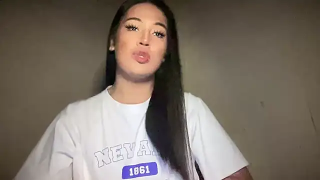 fallon empress143 online show from September 2025 04:28:02 AM