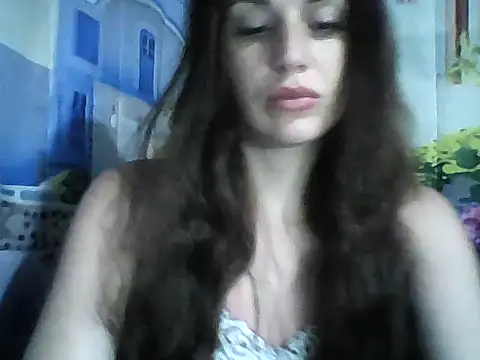 Snapshot of Qinini chatting on June 2026 08:41:01 PM Qinini online show from June 2026 08:41:01 PM