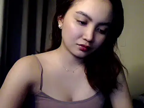 ladymiaxx online show from October 2025 02:35:02 PM