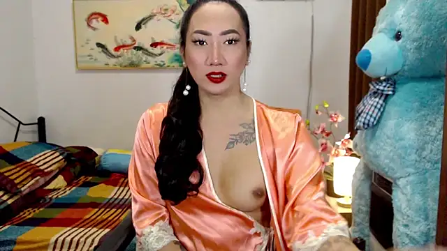 Snapshot of LovelyQueen69 chatting on September 2025 09:33:01 AM LovelyQueen69 online show from September 2025 09:33:01 AM
