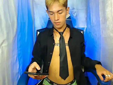 riks tyler online show from November 2025 11:32:01 AM