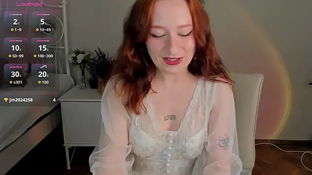 Violet Griffen online show from November 2025 03:45:02 PM