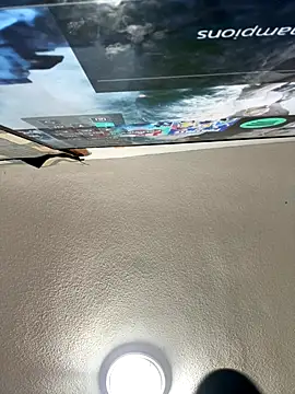 aavrdvh33 online show from October 2025 11:03:02 PM