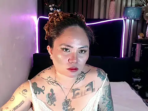 Snapshot of EstellaStarXxx chatting on May 2026 02:51:02 AM EstellaStarXxx online show from May 2026 02:51:02 AM